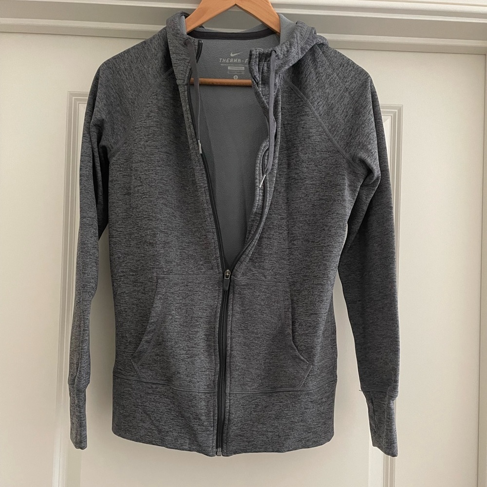 Nike sweatshirt
